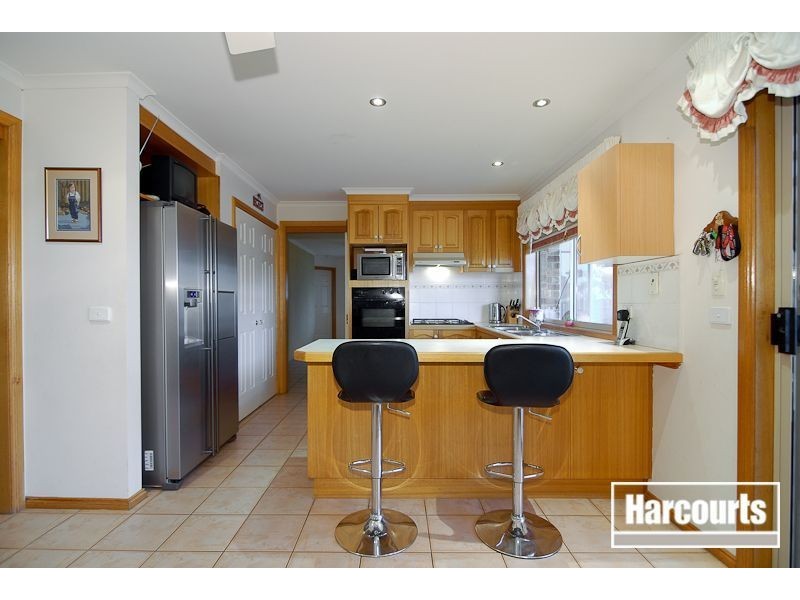 5 Market Court, Skye VIC 3977