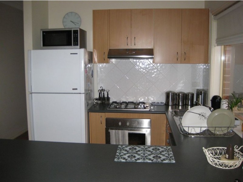 13 Fetlock Lane, Cranbourne East VIC 3977