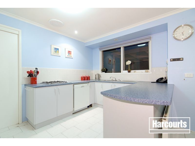 3 Calwell Court, Skye VIC 3977