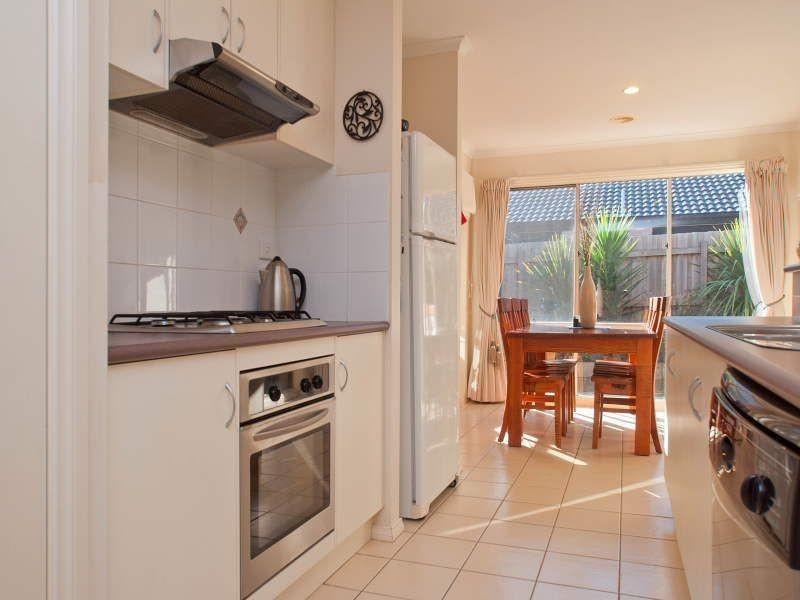 6 Arlene Drive, Skye VIC 3977