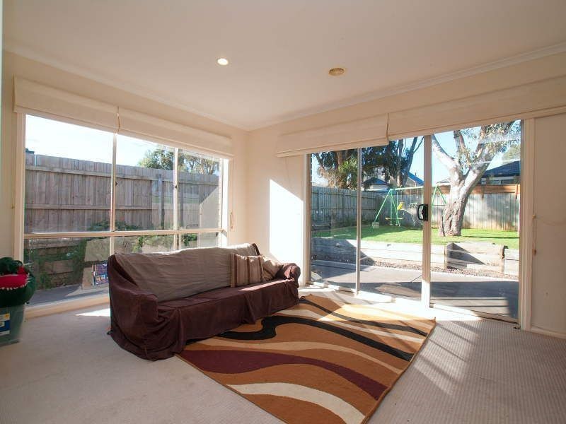 6 Arlene Drive, Skye VIC 3977