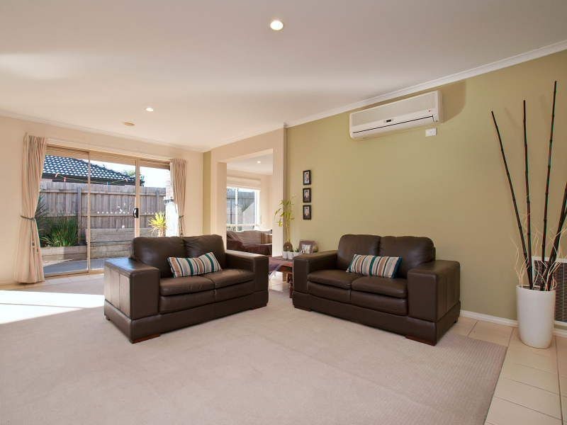 6 Arlene Drive, Skye VIC 3977