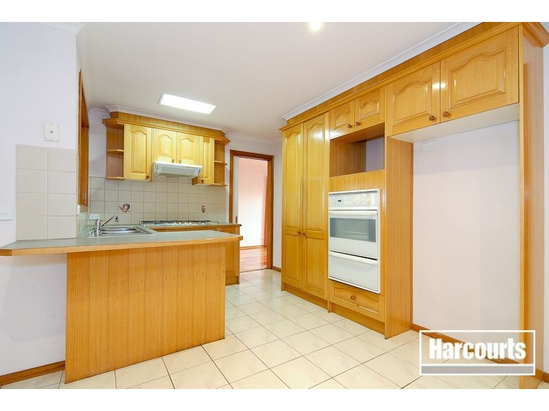 10 Maplewood Court, Carrum Downs VIC 3201