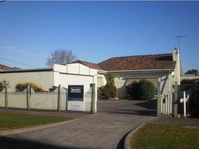 11 Finlay Street, Frankston VIC 3199