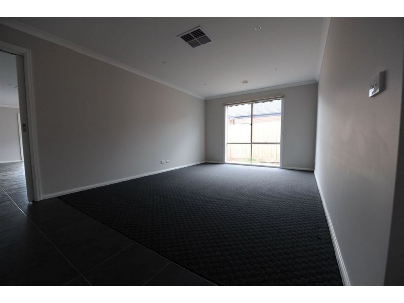 41 Galilee Drive, Sandhurst VIC 3977