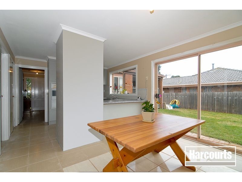 11 Deborah Court, Skye VIC 3977