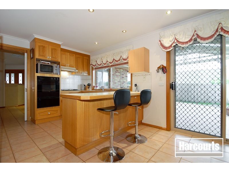 5 Market Court, Skye VIC 3977