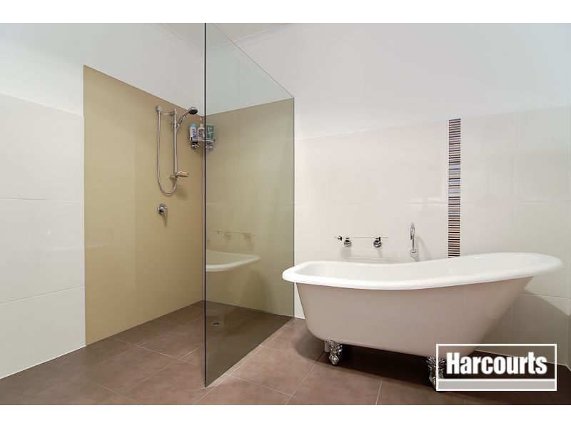 43 Luscombe Avenue, Carrum Downs VIC 3201