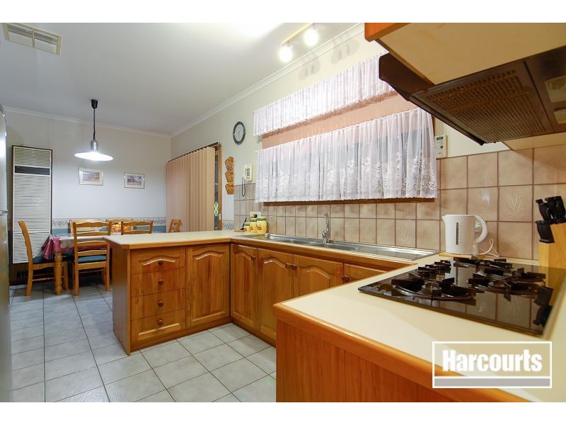 43 Luscombe Avenue, Carrum Downs VIC 3201