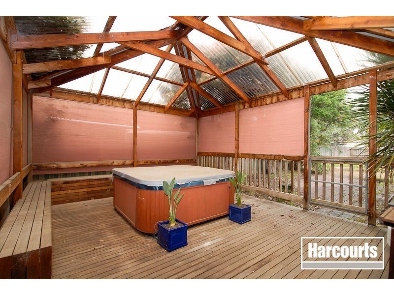 14 Heatherleigh Court, Carrum Downs VIC 3201