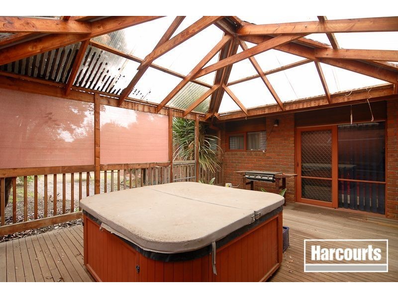 14 Heatherleigh Court, Carrum Downs VIC 3201