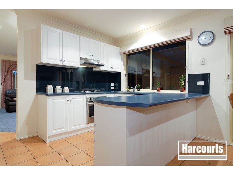 28 Victory Way, Carrum Downs VIC 3201