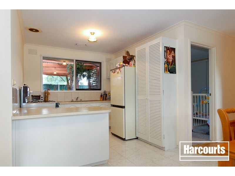 10 Goldfinch Court, Carrum Downs VIC 3201