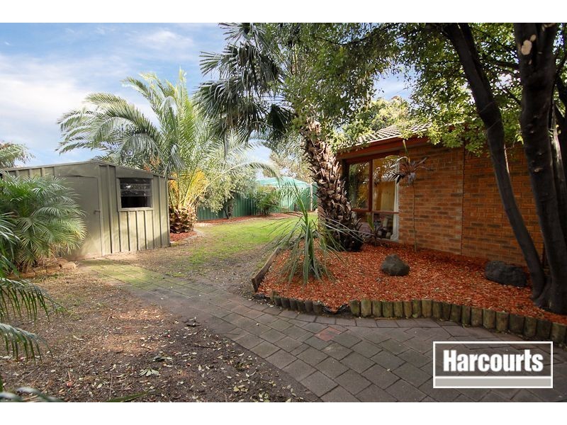 10 Goldfinch Court, Carrum Downs VIC 3201