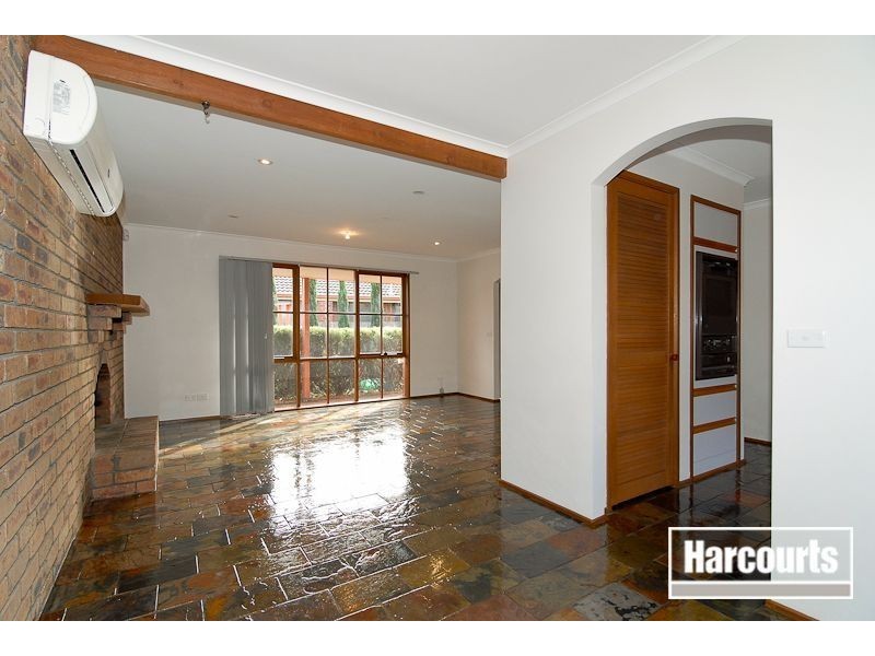 8 Partridge Cres, Carrum Downs VIC 3201