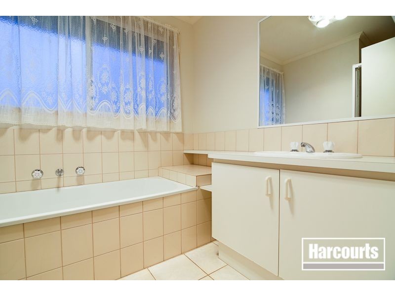 6/5 Pinewood Drive, Carrum Downs VIC 3201