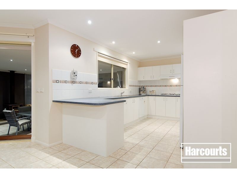 22 Postregna Way, Skye VIC 3977