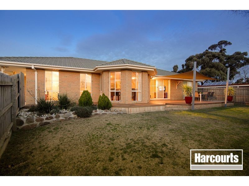 14 Windella Grove, Skye VIC 3977