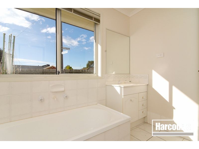 1 Sherbourne Drive, Carrum Downs VIC 3201