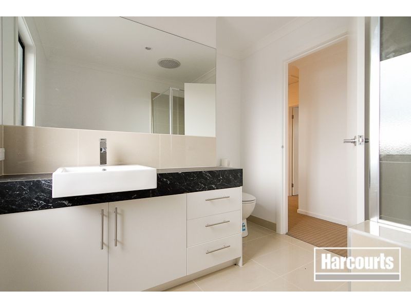 4/27 Jacaranda Dve, Carrum Downs VIC 3201