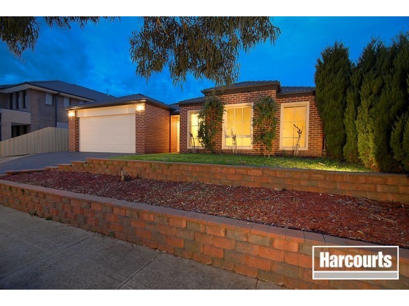 4 Mulga Place, Carrum Downs VIC 3201