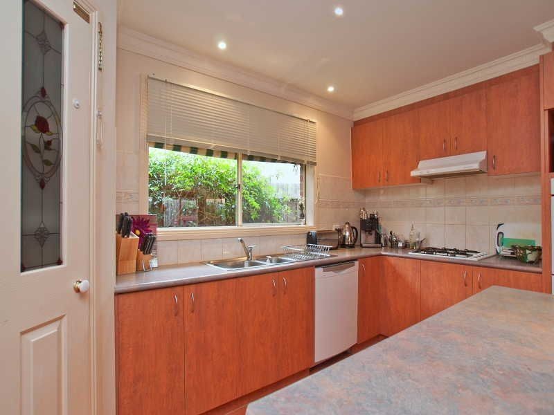 24 Flora Park Way, Carrum Downs VIC 3201