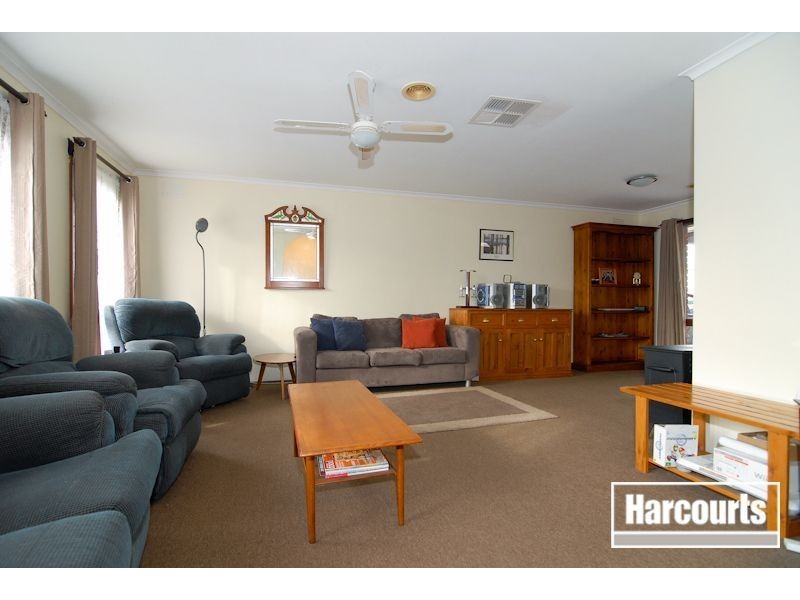 38 Lyrebird Drive, Carrum Downs VIC 3201