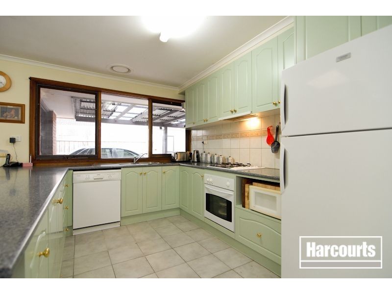 38 Lyrebird Drive, Carrum Downs VIC 3201