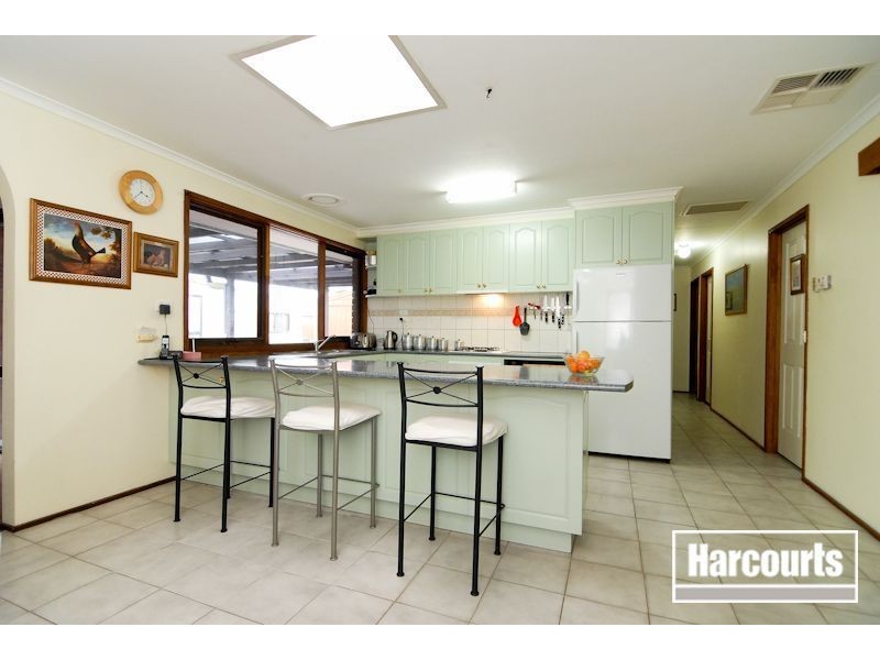 38 Lyrebird Drive, Carrum Downs VIC 3201