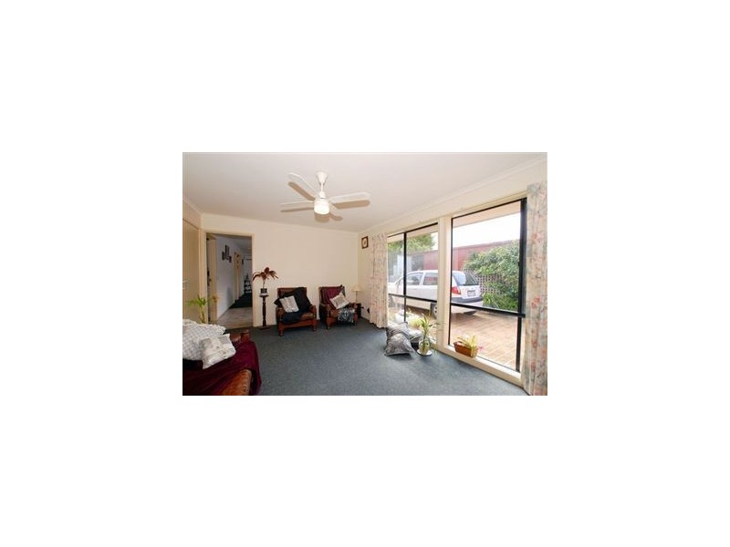 4 Minka Court, Skye VIC 3977