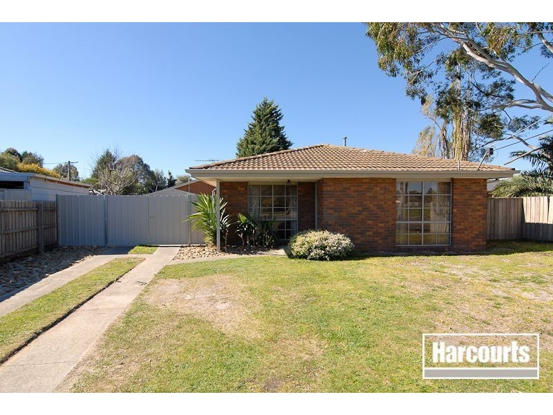 54 Greenwood Drive, Carrum Downs VIC 3201