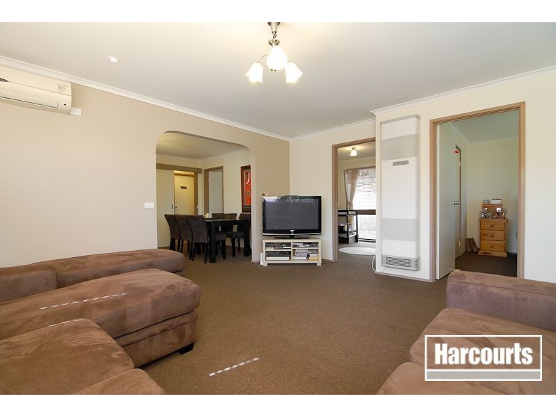 54 Greenwood Drive, Carrum Downs VIC 3201