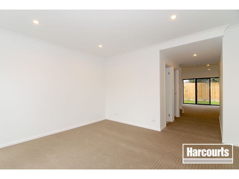 4/27 Jacaranda Drive, Carrum Downs VIC 3201