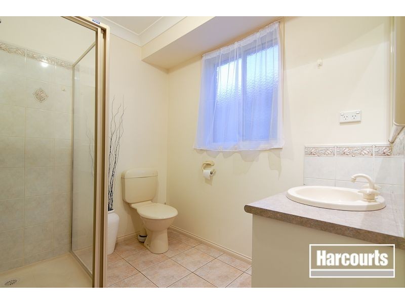 18 John Wedge Wynd, Skye VIC 3977