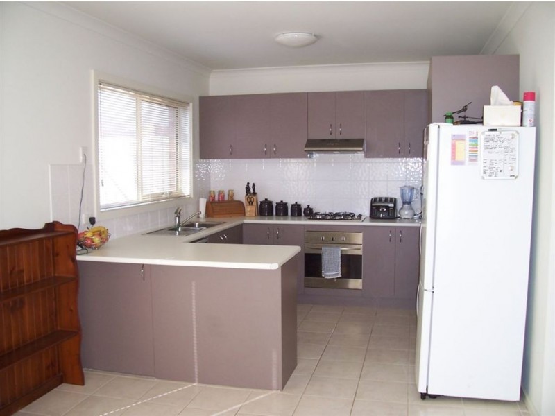 30 Lats Avenue, Carrum Downs VIC 3201