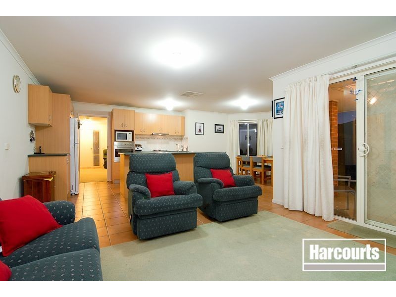 3 Whiting Court, Skye VIC 3977