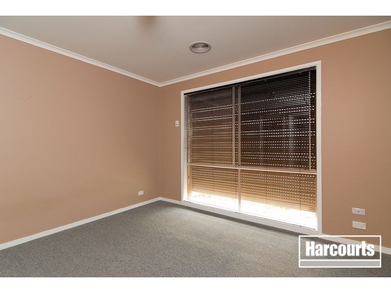 2 Dairy Place, Skye VIC 3977