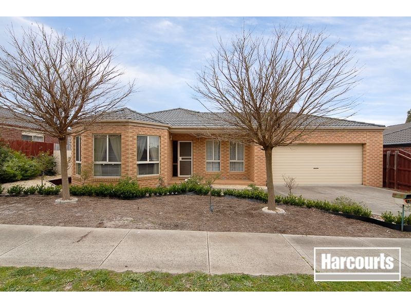 15 Clancy Cres, Carrum Downs VIC 3201