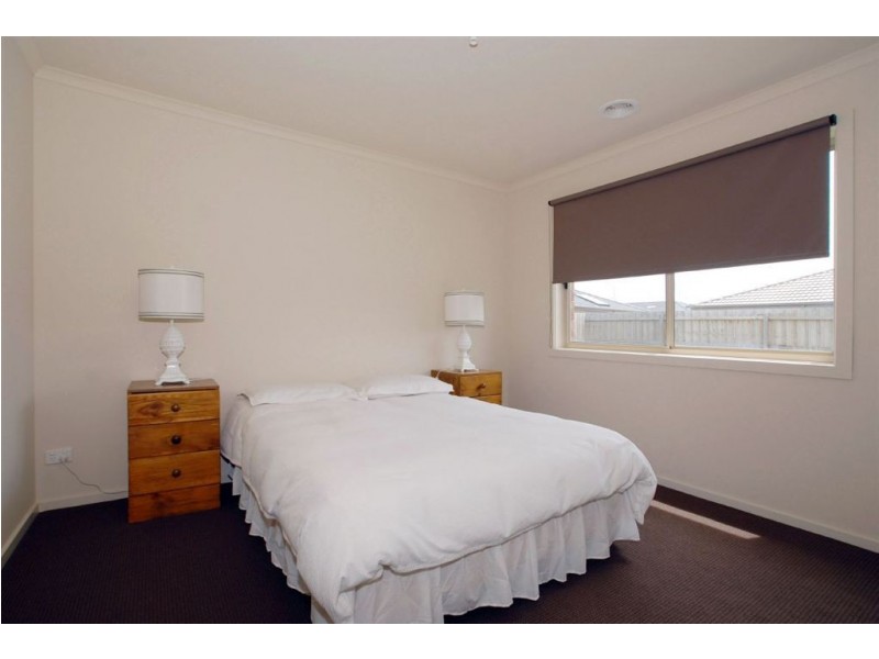 76 Herbert Road, Carrum Downs VIC 3201
