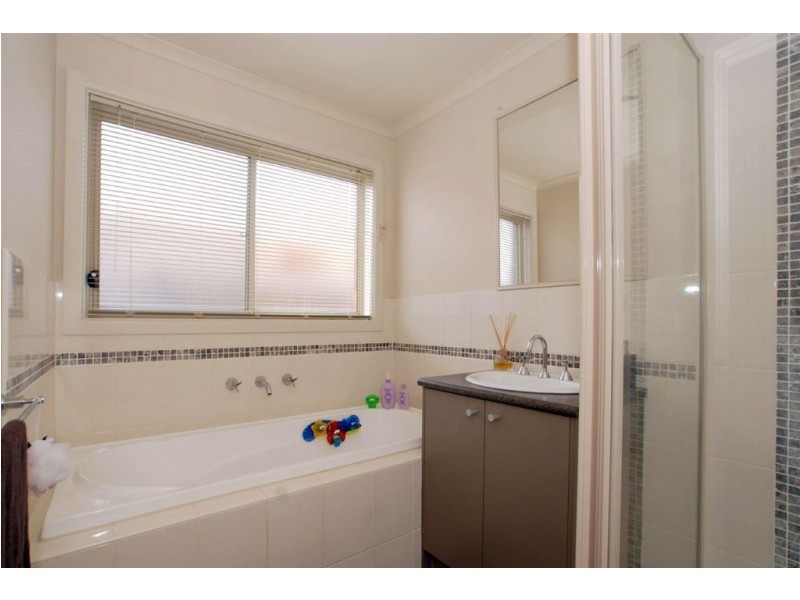 76 Herbert Road, Carrum Downs VIC 3201