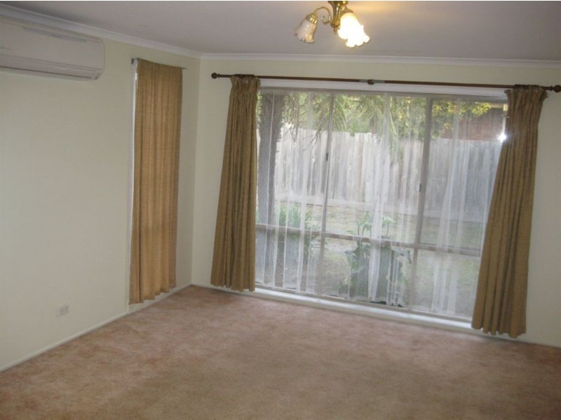 41 Darnley Drive, Skye VIC 3977