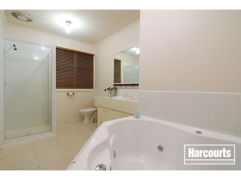3 Hooper Drive, Skye VIC 3977