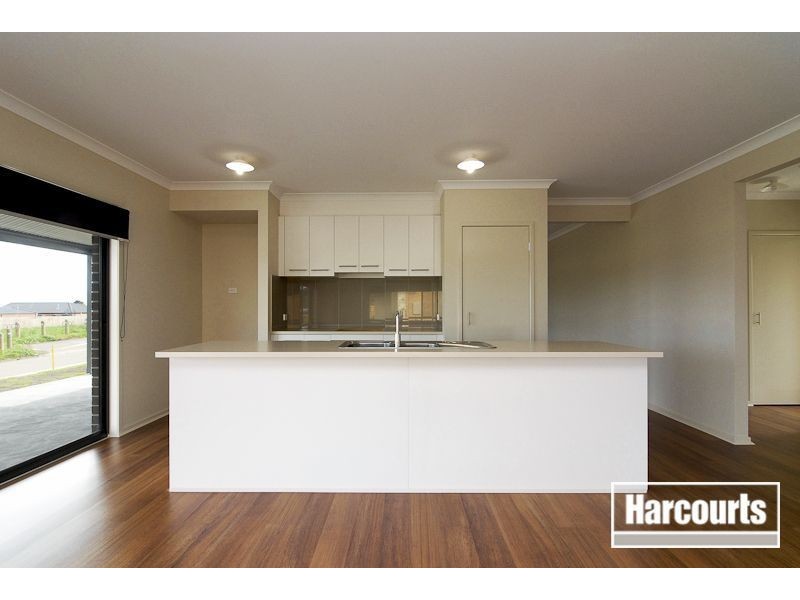 5 Paradise Way, Skye VIC 3977