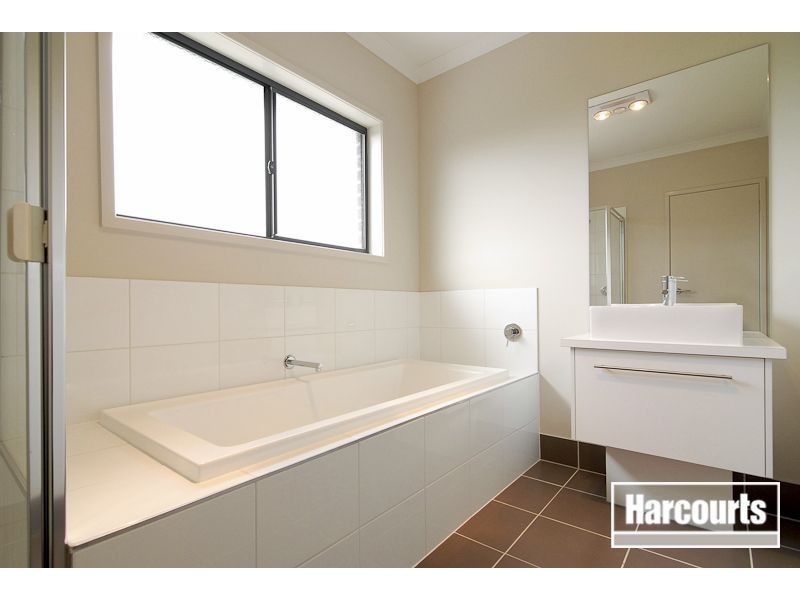 5 Paradise Way, Skye VIC 3977