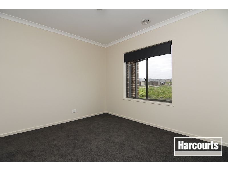 5 Paradise Way, Skye VIC 3977