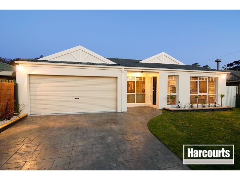 13 Hunt Drive, Seaford VIC 3198