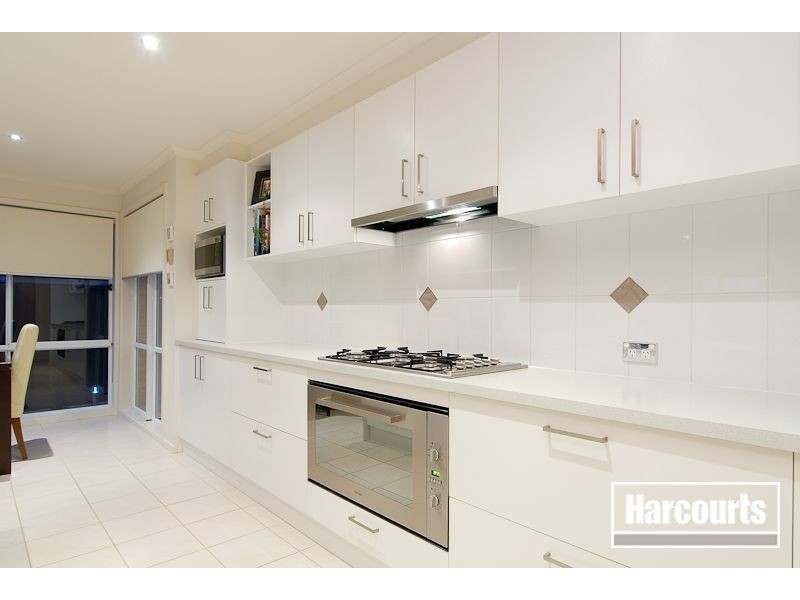 9 Madisson Crescent, Carrum Downs VIC 3201