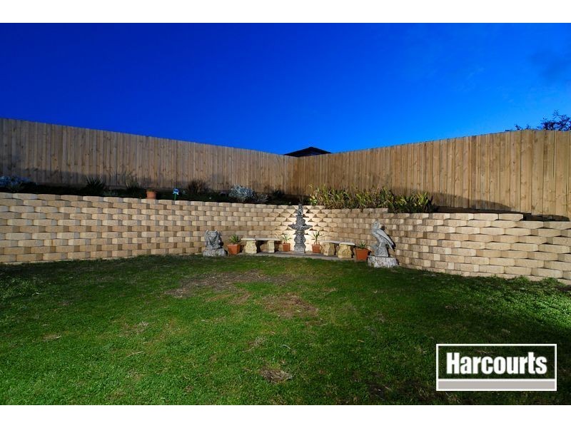 166 Hall Road, Carrum Downs VIC 3201