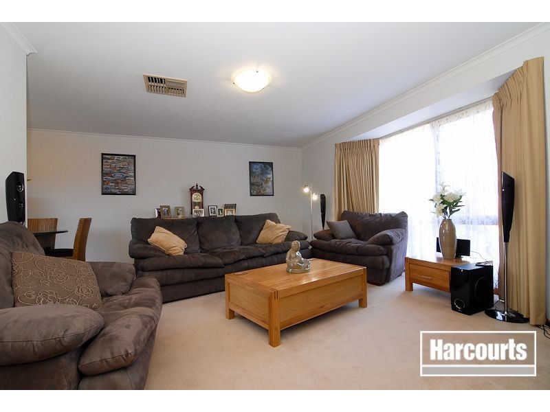 39 Robin Drive, Carrum Downs VIC 3201