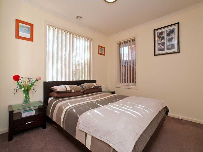 13/10 Hall Road, Carrum Downs VIC 3201